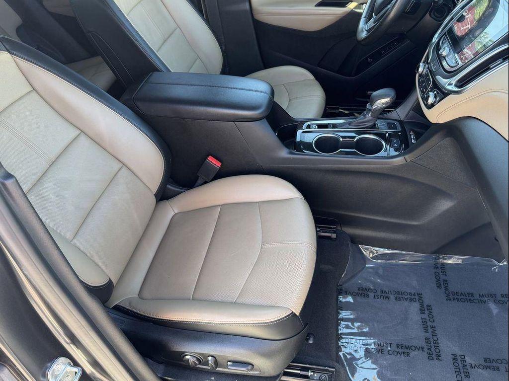 used 2022 Chevrolet Equinox car, priced at $22,300