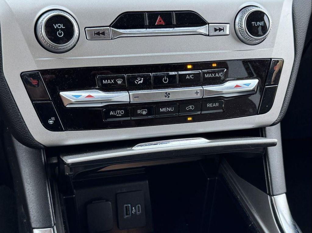 used 2022 Ford Explorer car, priced at $22,650