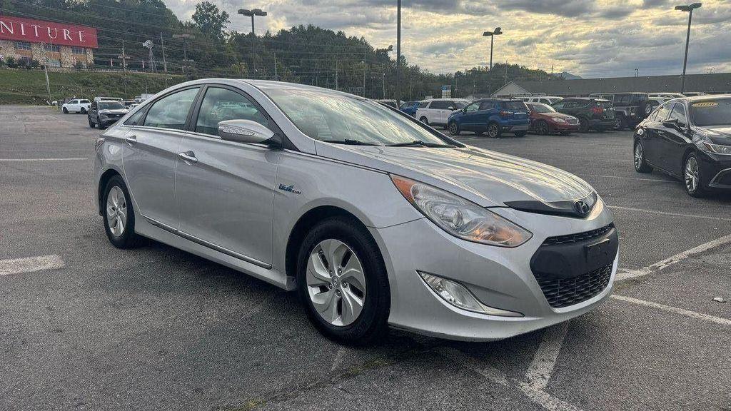 used 2013 Hyundai Sonata Hybrid car, priced at $5,775