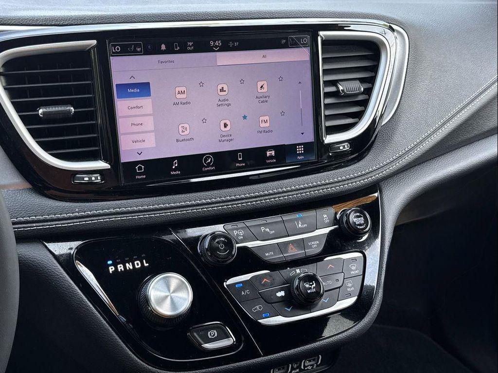 used 2023 Chrysler Pacifica Hybrid car, priced at $23,665