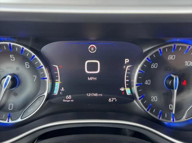 used 2020 Chrysler Pacifica car, priced at $17,995