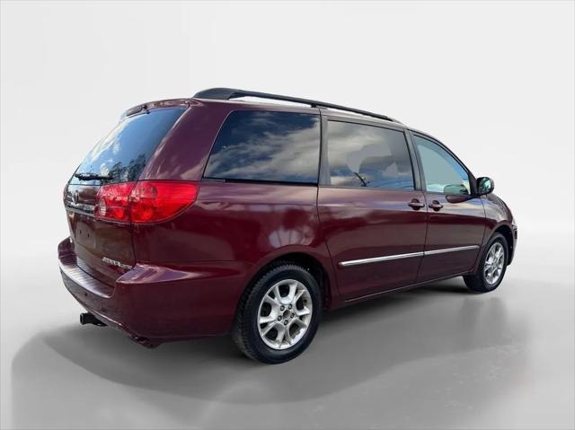 used 2006 Toyota Sienna car, priced at $6,885