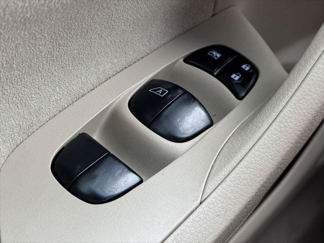 used 2013 Nissan Altima car, priced at $8,027
