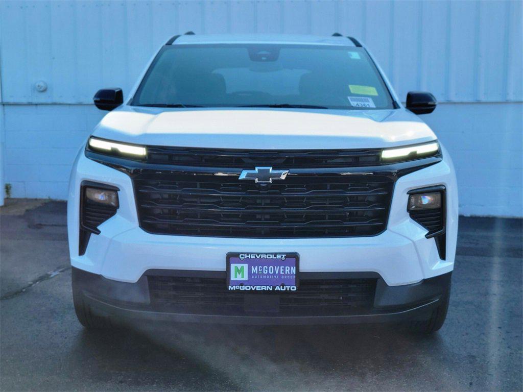 new 2026 Chevrolet Traverse car, priced at $44,405