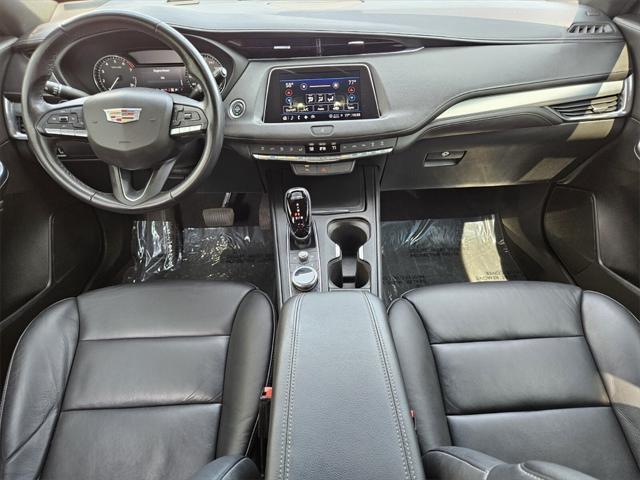 used 2022 Cadillac XT4 car, priced at $27,888