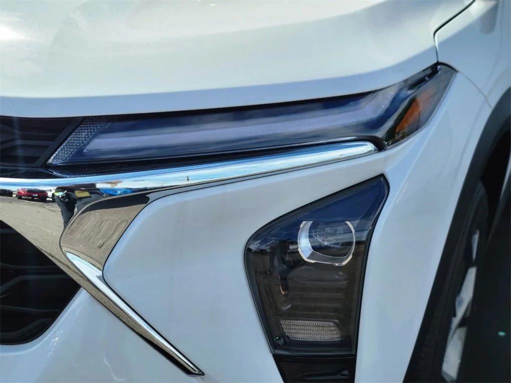 new 2025 Chevrolet Trax car, priced at $23,490
