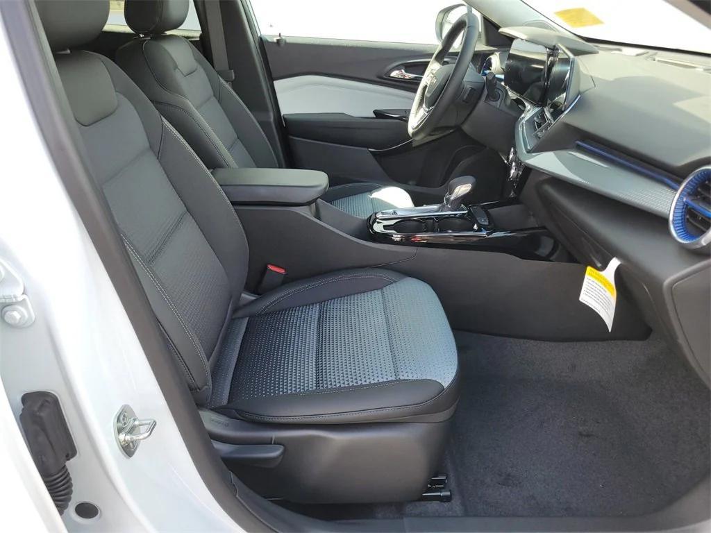 new 2025 Chevrolet Trax car, priced at $23,490