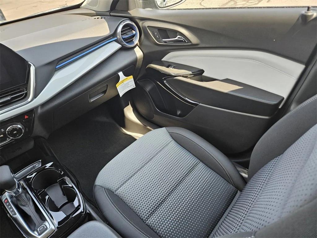 new 2025 Chevrolet Trax car, priced at $23,835
