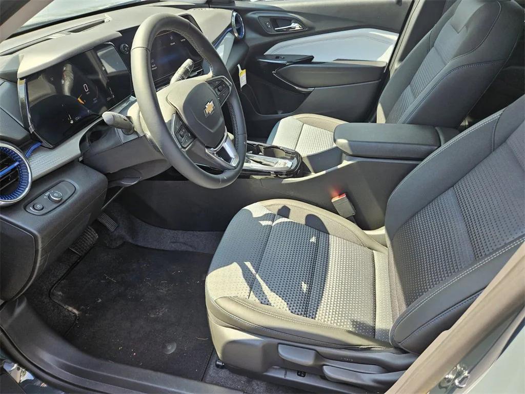 new 2025 Chevrolet Trax car, priced at $23,835