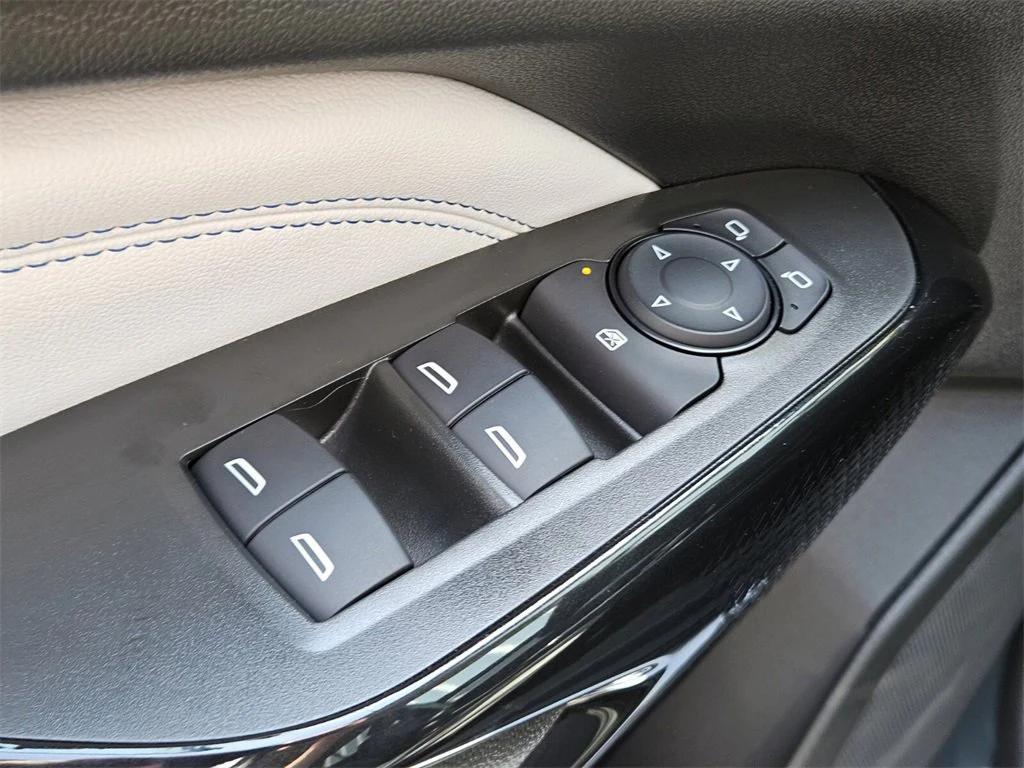 new 2025 Chevrolet Trax car, priced at $23,835