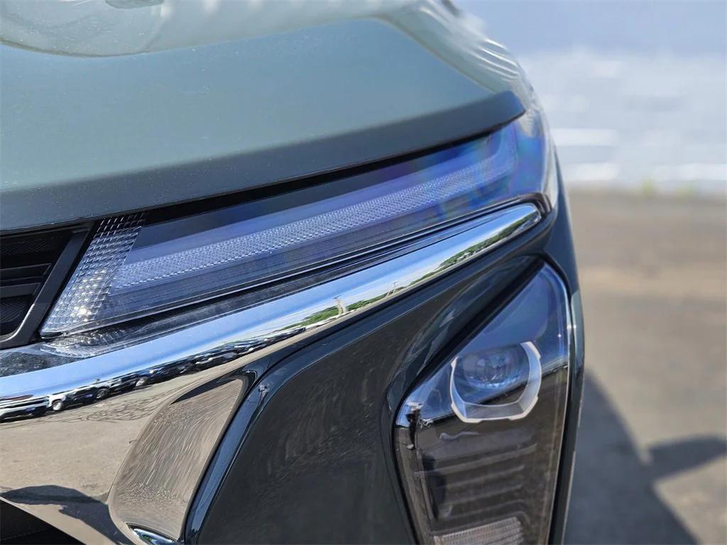 new 2025 Chevrolet Trax car, priced at $23,835