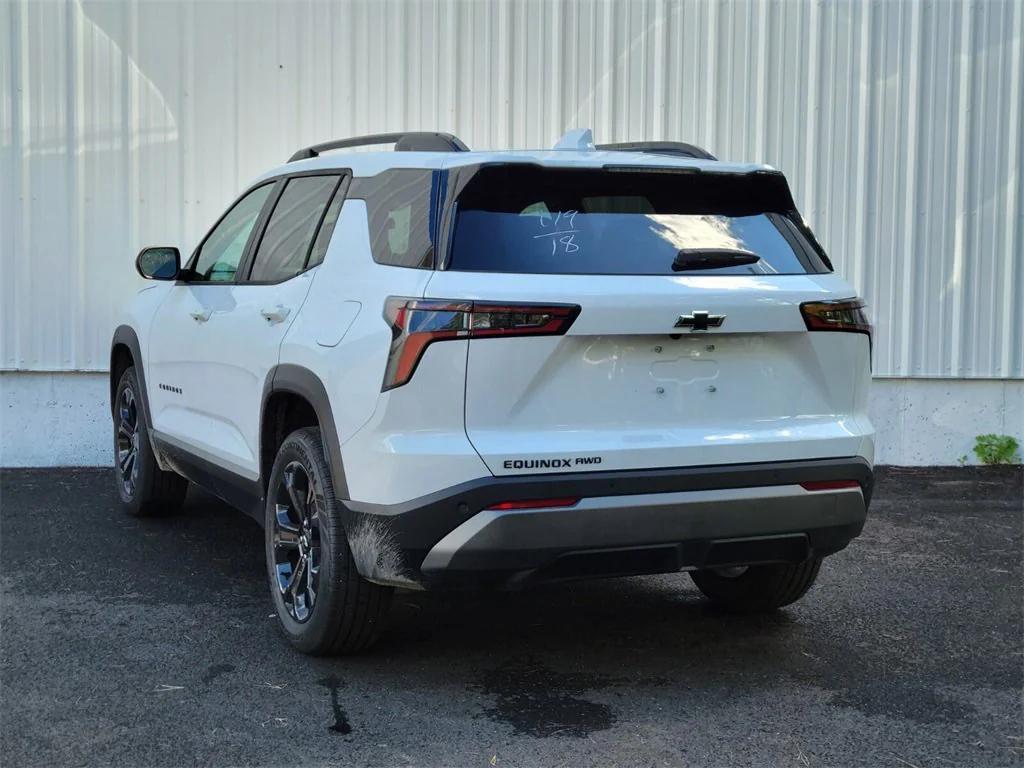 new 2026 Chevrolet Equinox car, priced at $32,340