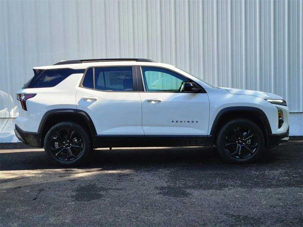 new 2026 Chevrolet Equinox car, priced at $32,340