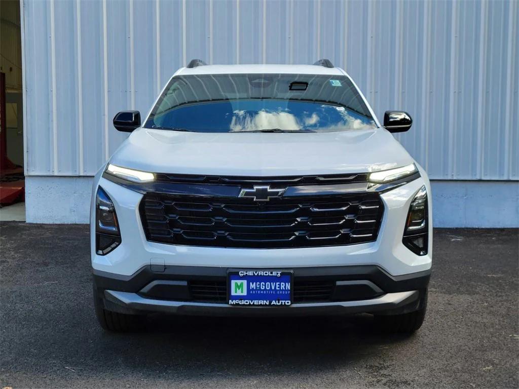 new 2026 Chevrolet Equinox car, priced at $32,340