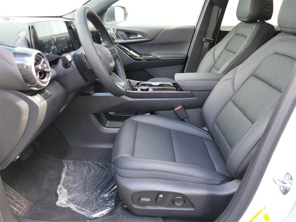 new 2026 Chevrolet Equinox car, priced at $32,340