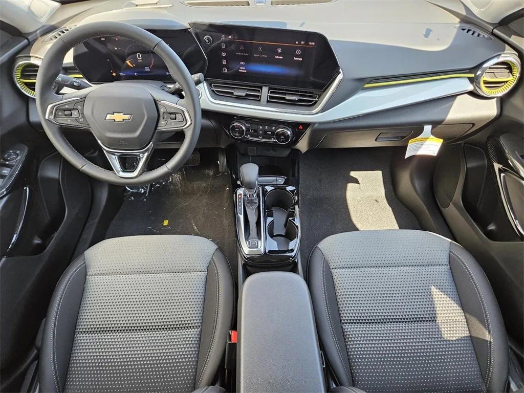 new 2025 Chevrolet Trax car, priced at $23,040