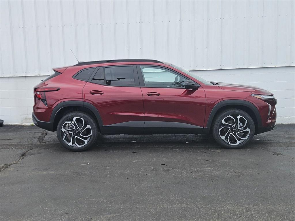 new 2025 Chevrolet Trax car, priced at $25,040