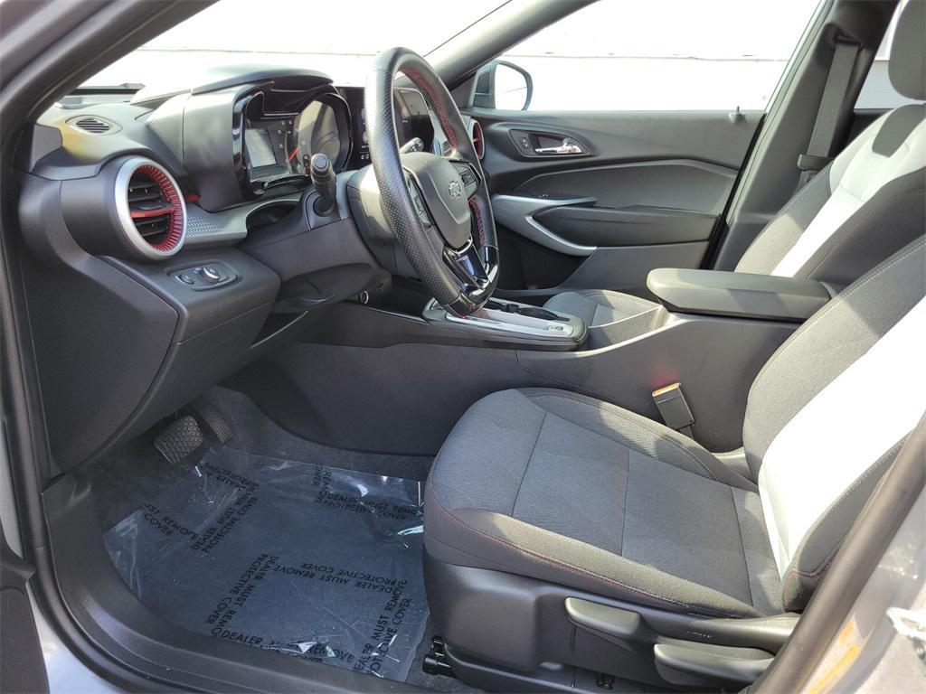 used 2025 Chevrolet Trax car, priced at $25,888