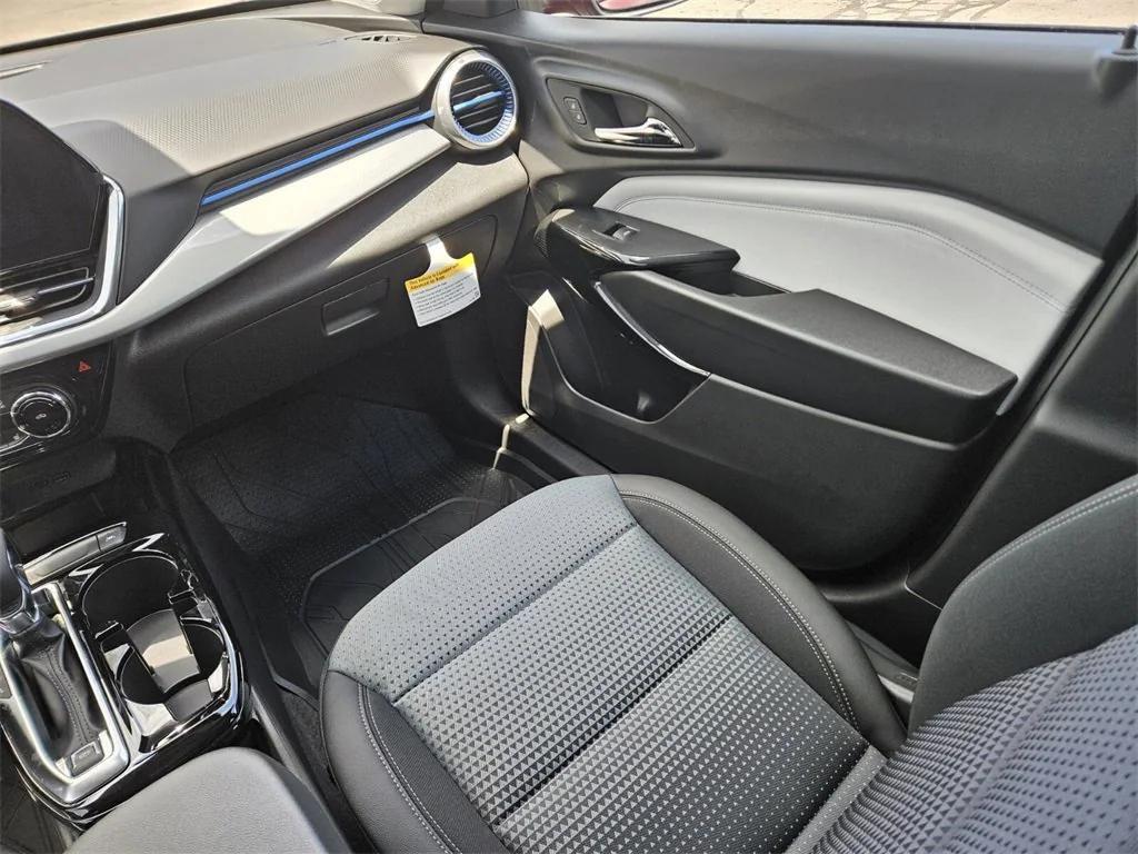 new 2025 Chevrolet Trax car, priced at $24,230