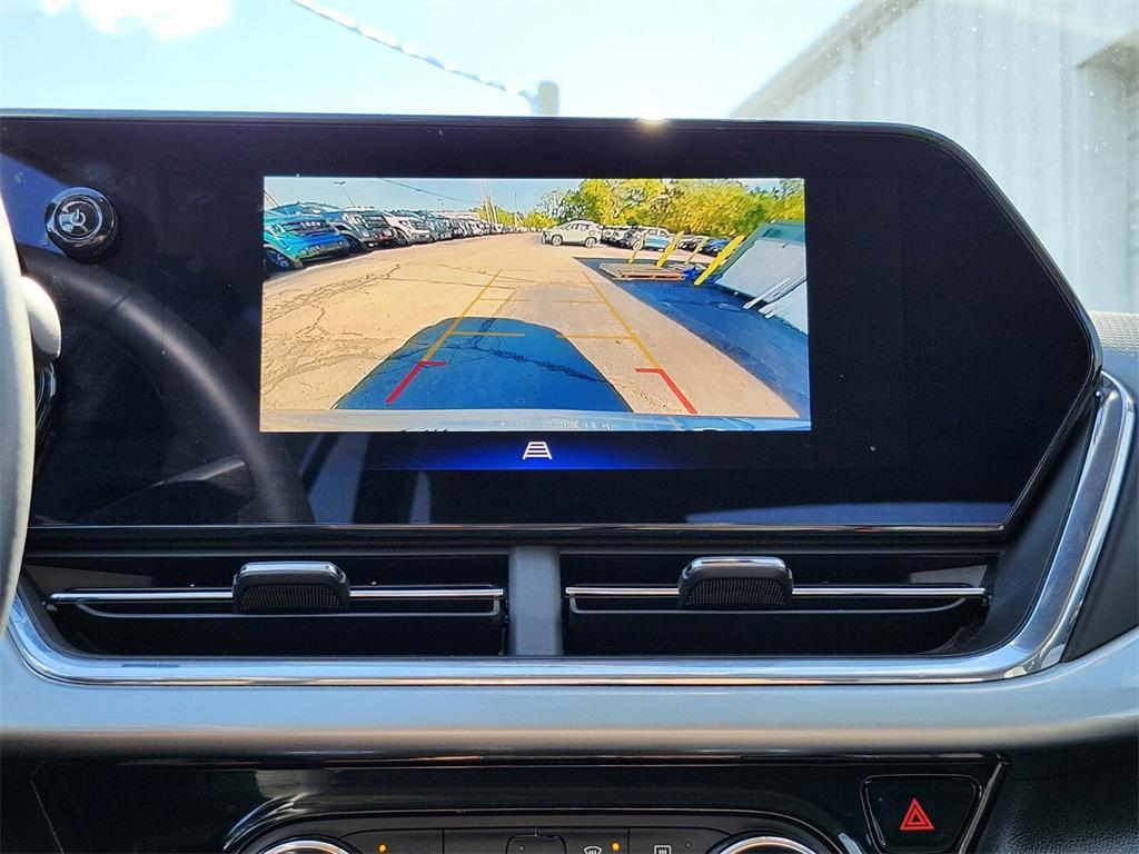 used 2025 Chevrolet Trax car, priced at $23,988