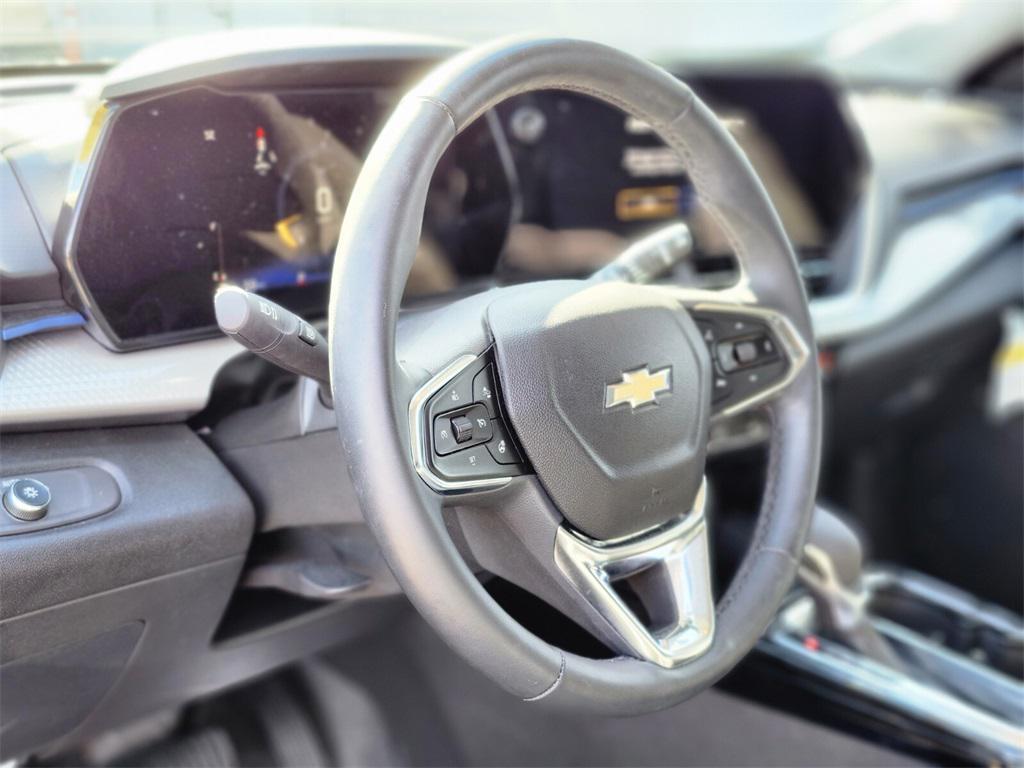 used 2025 Chevrolet Trax car, priced at $23,988