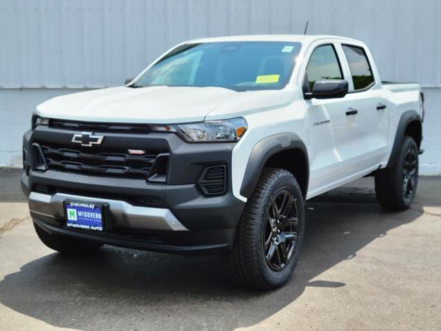 new 2025 Chevrolet Colorado car, priced at $41,570