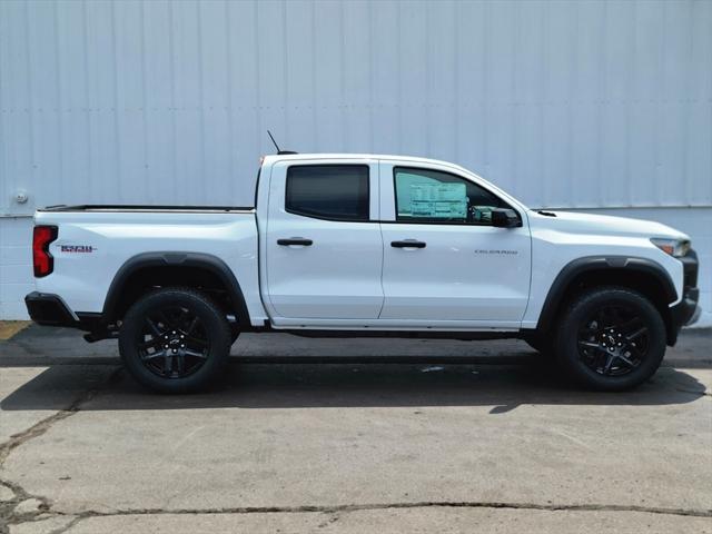 new 2025 Chevrolet Colorado car, priced at $41,570