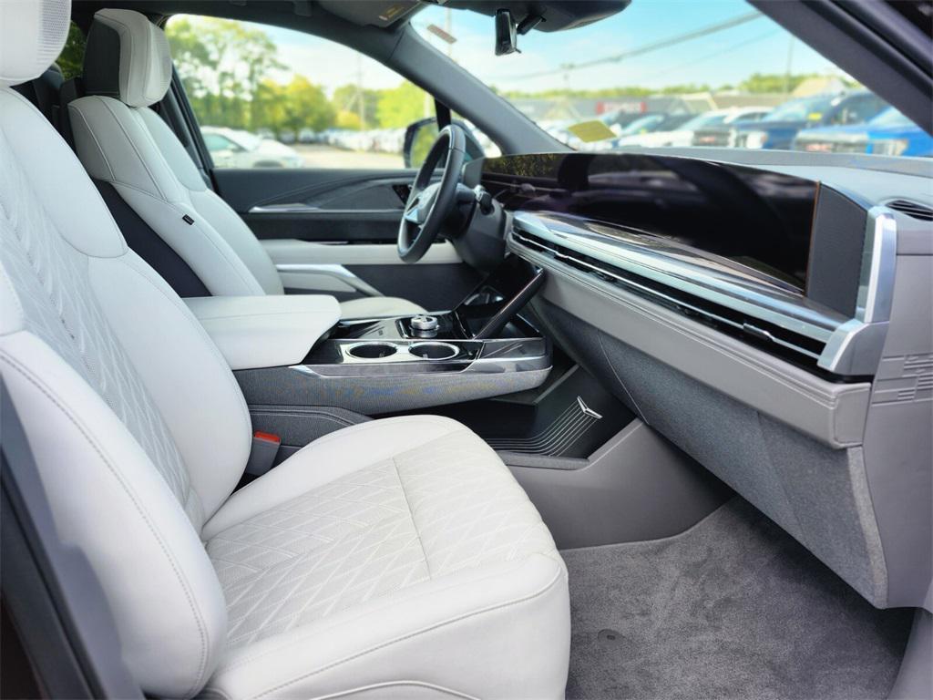 used 2025 Cadillac Escalade IQ car, priced at $128,888