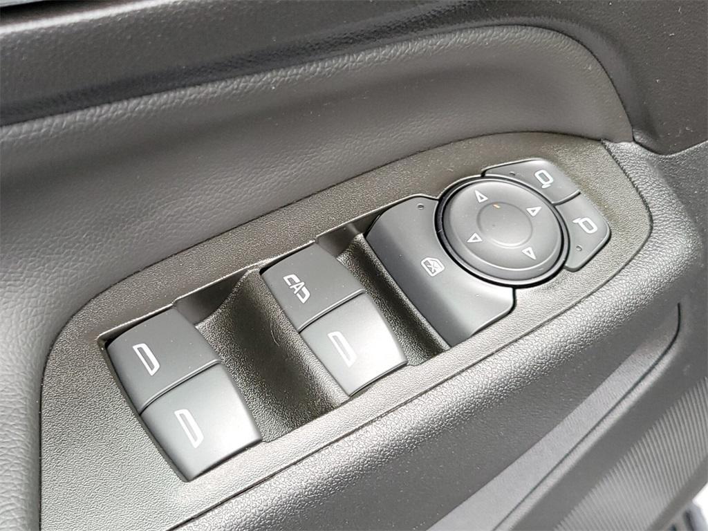 used 2022 Chevrolet Equinox car, priced at $20,588