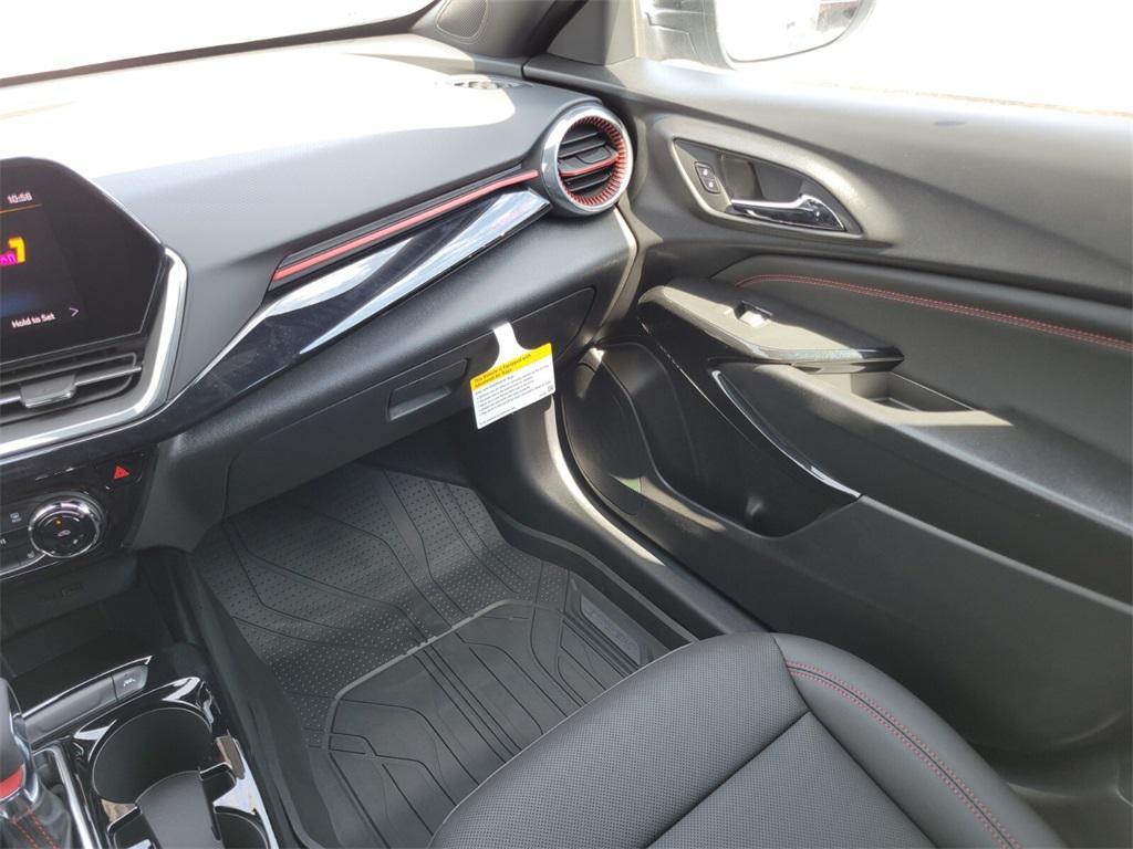 new 2025 Chevrolet Trax car, priced at $25,290
