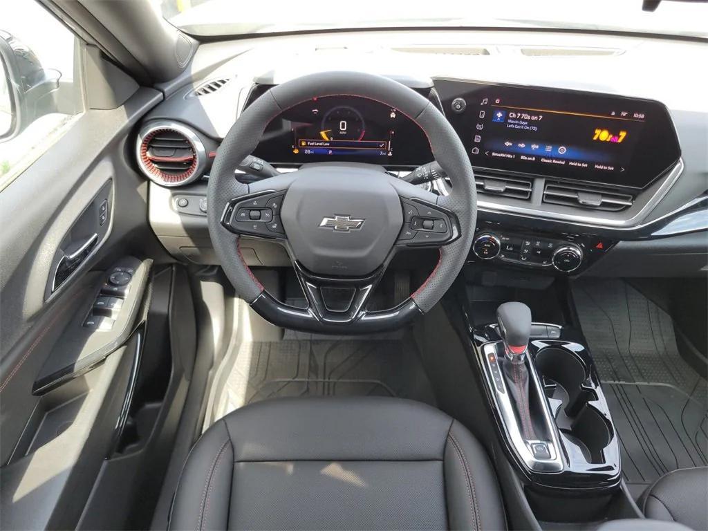 new 2025 Chevrolet Trax car, priced at $25,290