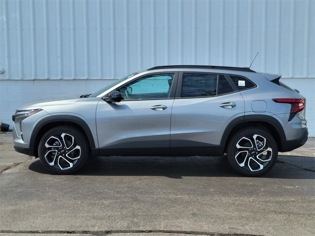 new 2025 Chevrolet Trax car, priced at $25,290