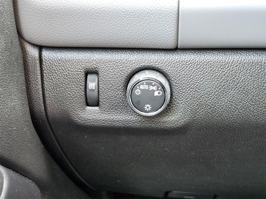 used 2022 Chevrolet Colorado car, priced at $23,288