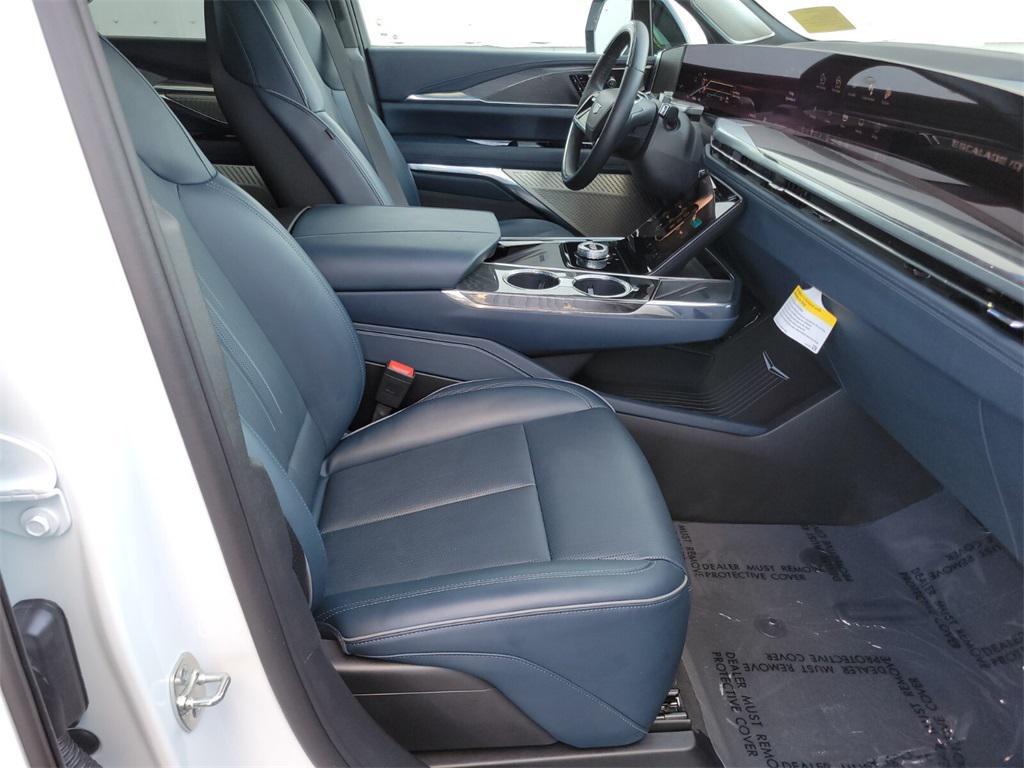 used 2025 Cadillac Escalade IQ car, priced at $136,588