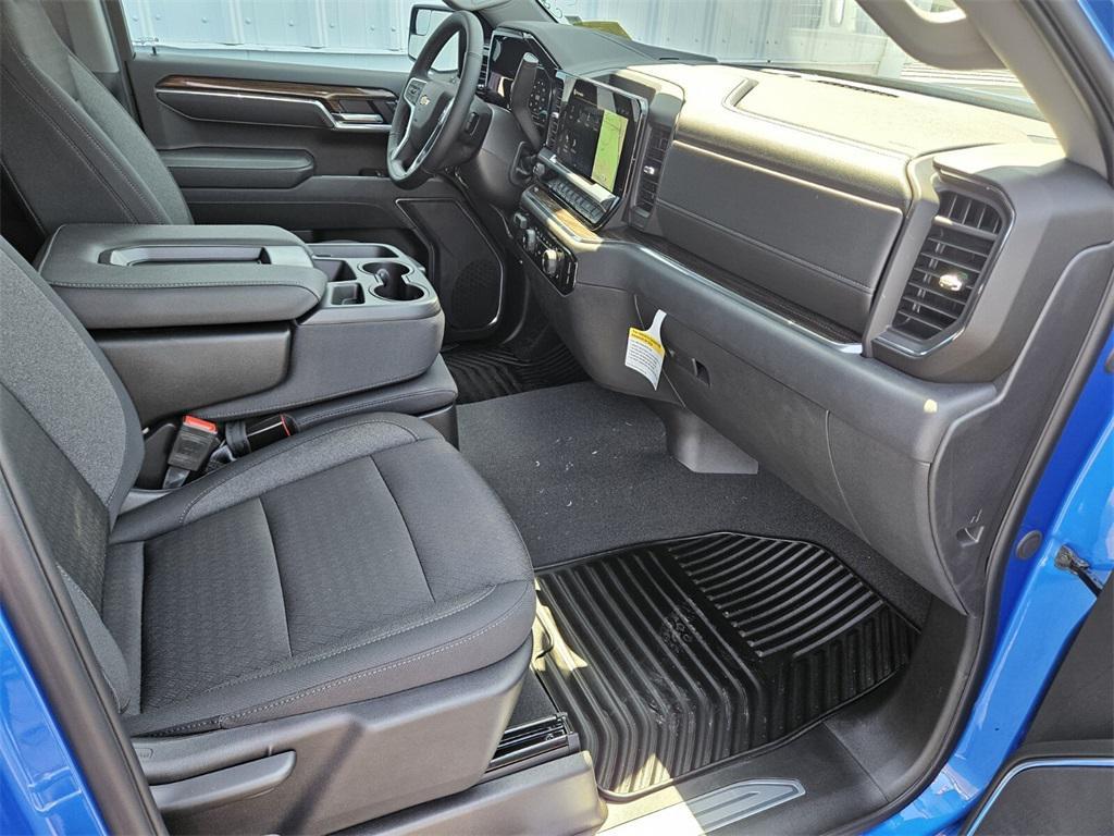 new 2025 Chevrolet Silverado 1500 car, priced at $50,040