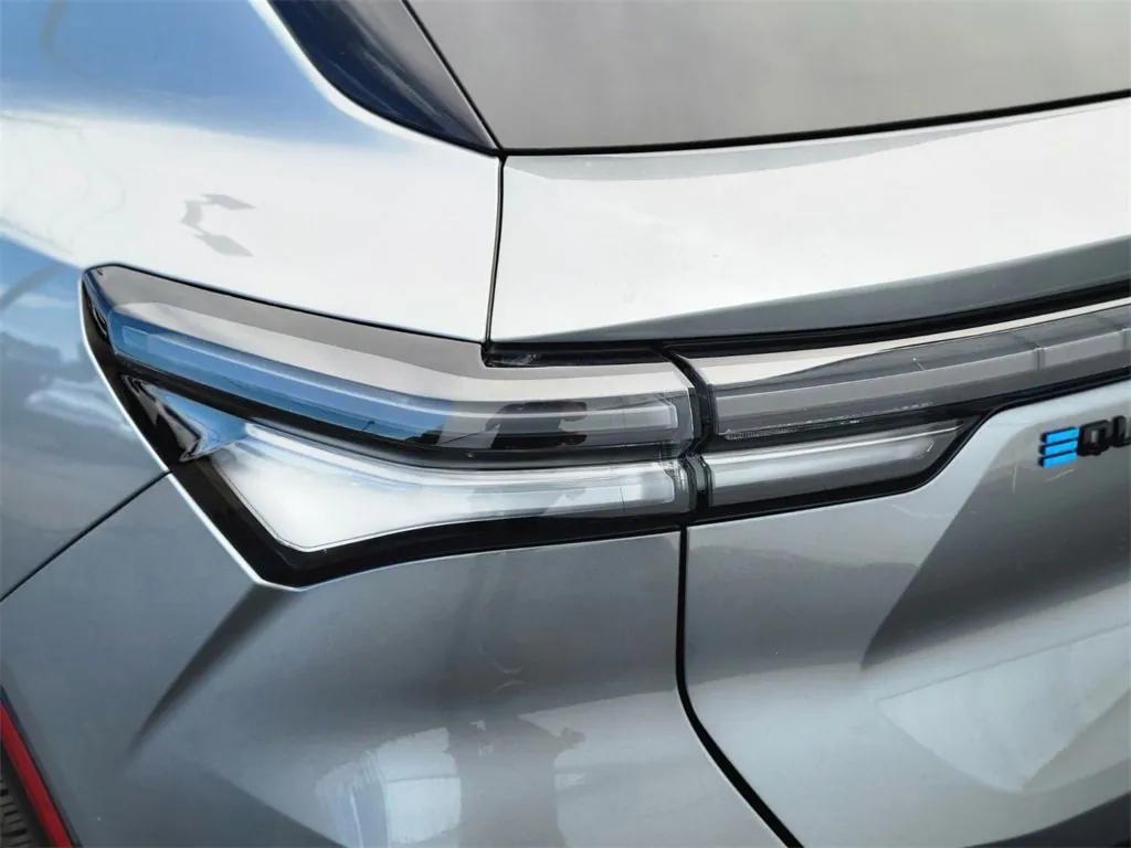 new 2025 Chevrolet Equinox EV car, priced at $53,740