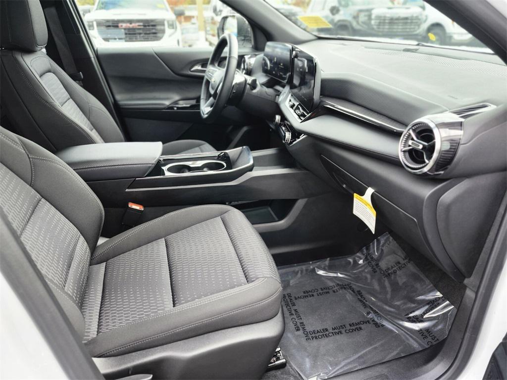 used 2025 Chevrolet Equinox car, priced at $29,888