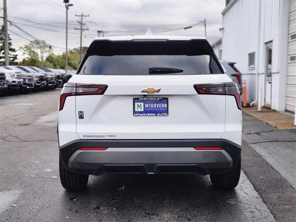 used 2025 Chevrolet Equinox car, priced at $29,888