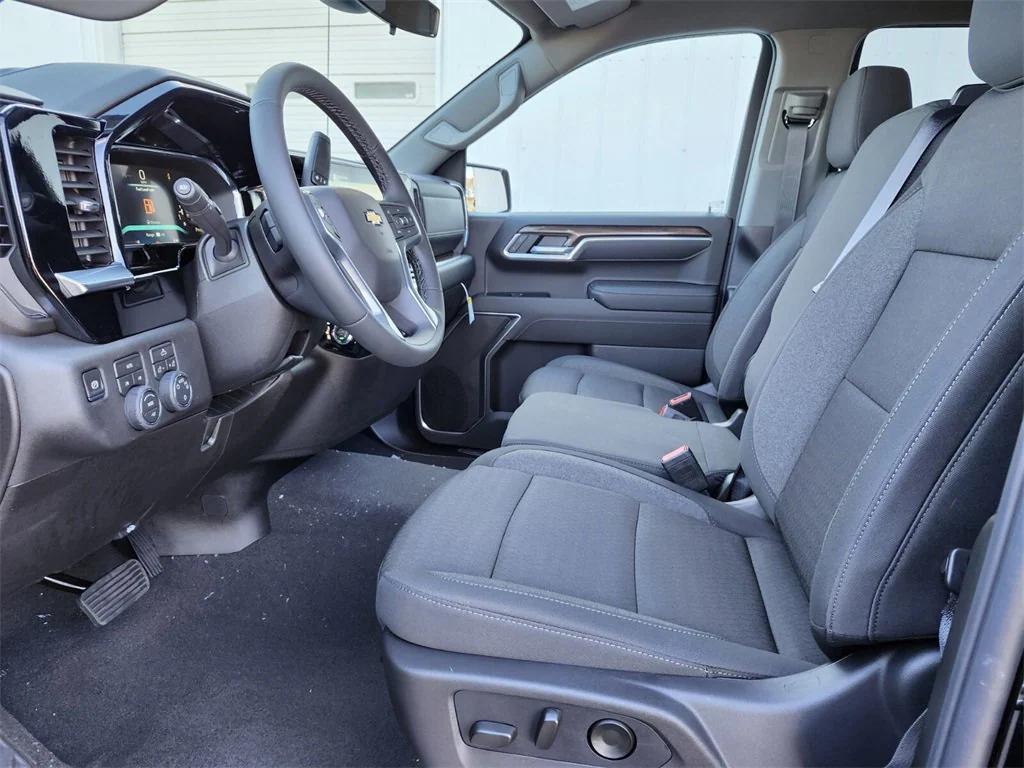 new 2026 Chevrolet Silverado 1500 car, priced at $47,570