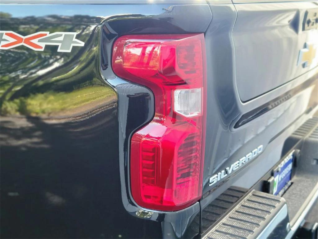 new 2025 Chevrolet Silverado 3500 car, priced at $72,675