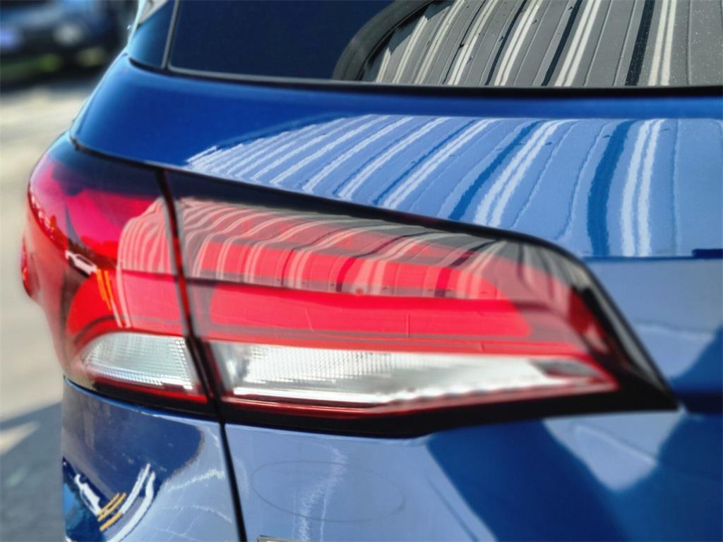 used 2022 Chevrolet Equinox car, priced at $21,988