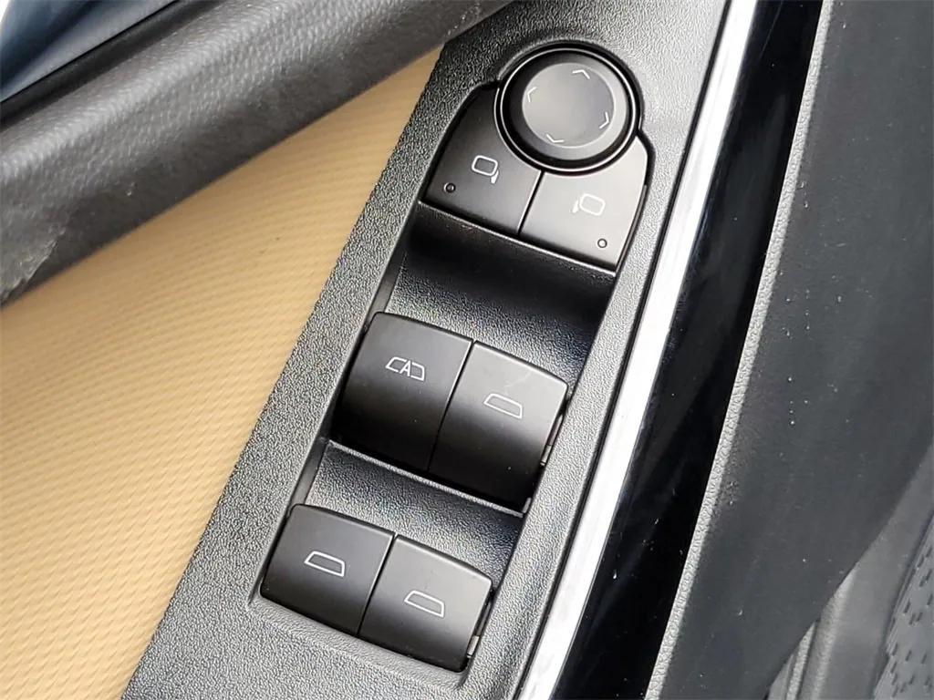 new 2026 Chevrolet Equinox car, priced at $36,915