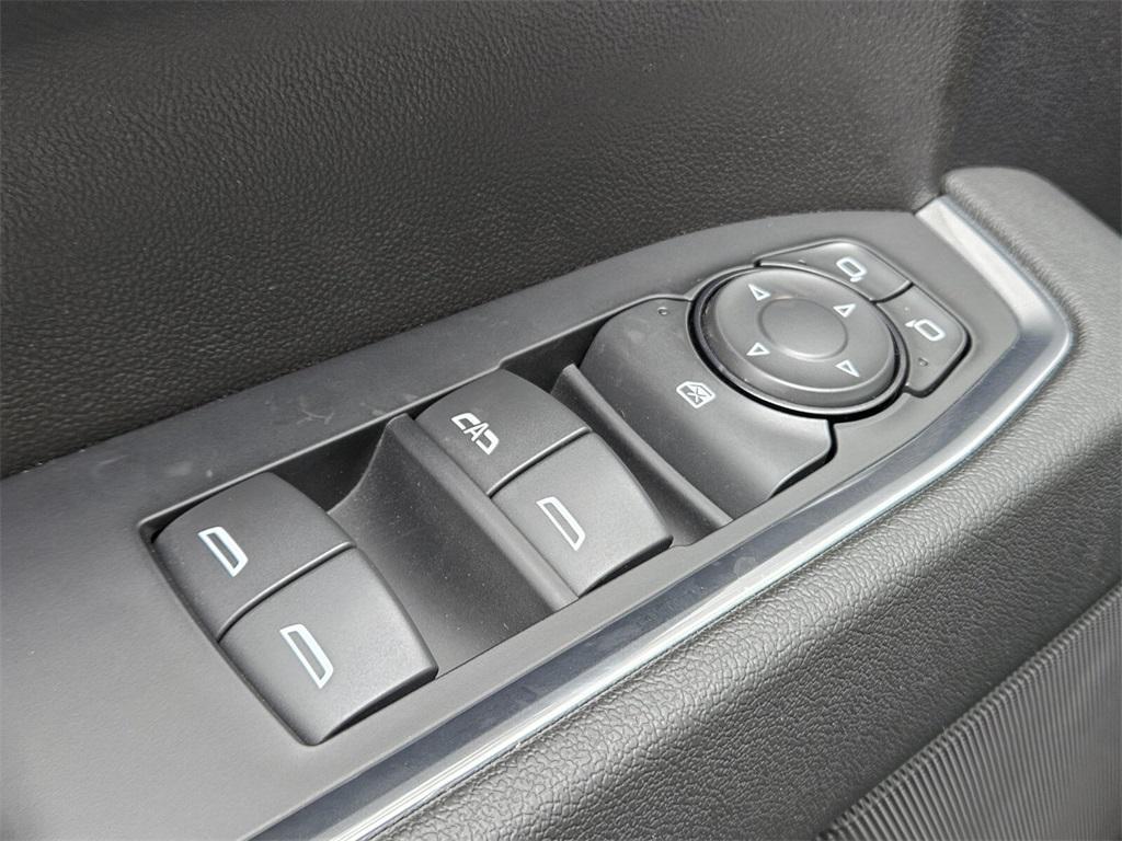 used 2024 GMC Sierra 1500 car, priced at $41,588