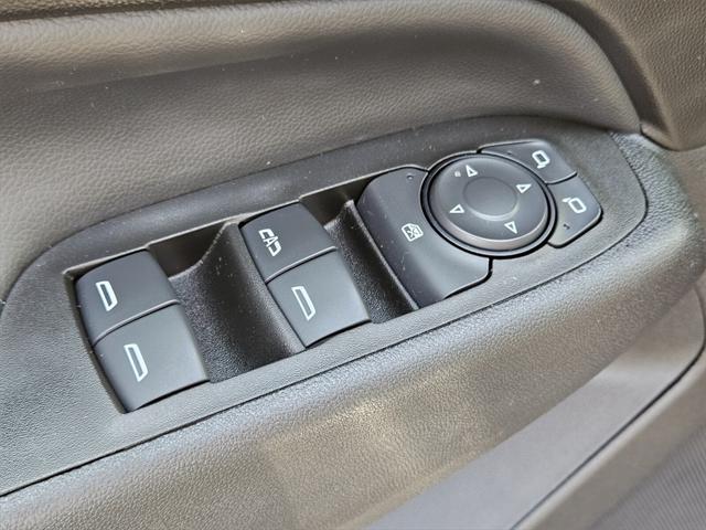 used 2021 Chevrolet Equinox car, priced at $19,988