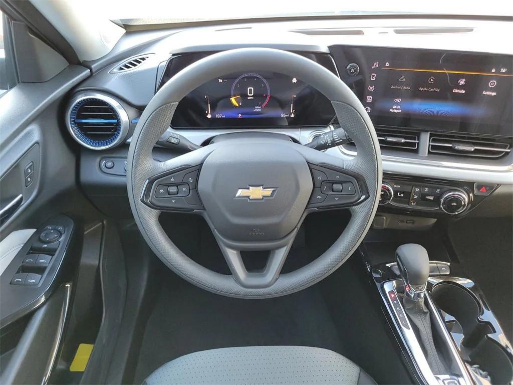new 2025 Chevrolet Trax car, priced at $22,445