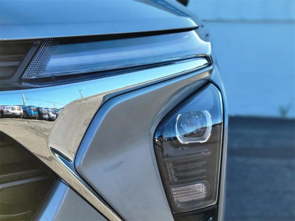 new 2025 Chevrolet Trax car, priced at $22,445