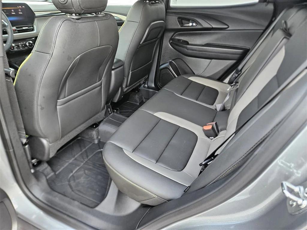 new 2025 Chevrolet TrailBlazer car, priced at $32,820