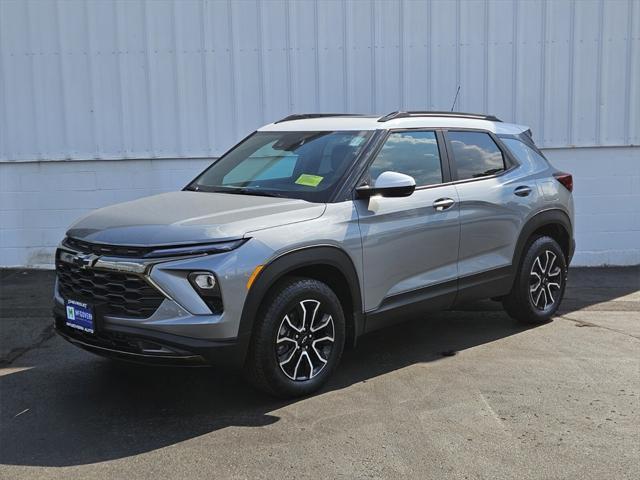 new 2025 Chevrolet TrailBlazer car, priced at $33,170