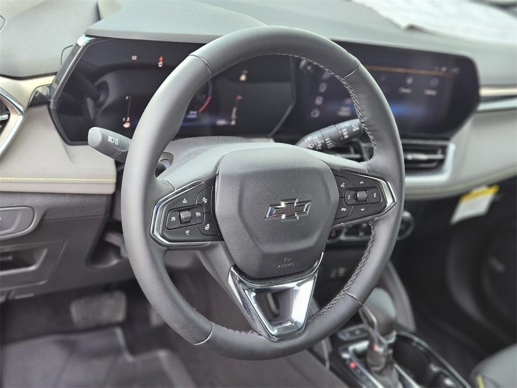 new 2025 Chevrolet TrailBlazer car, priced at $33,020