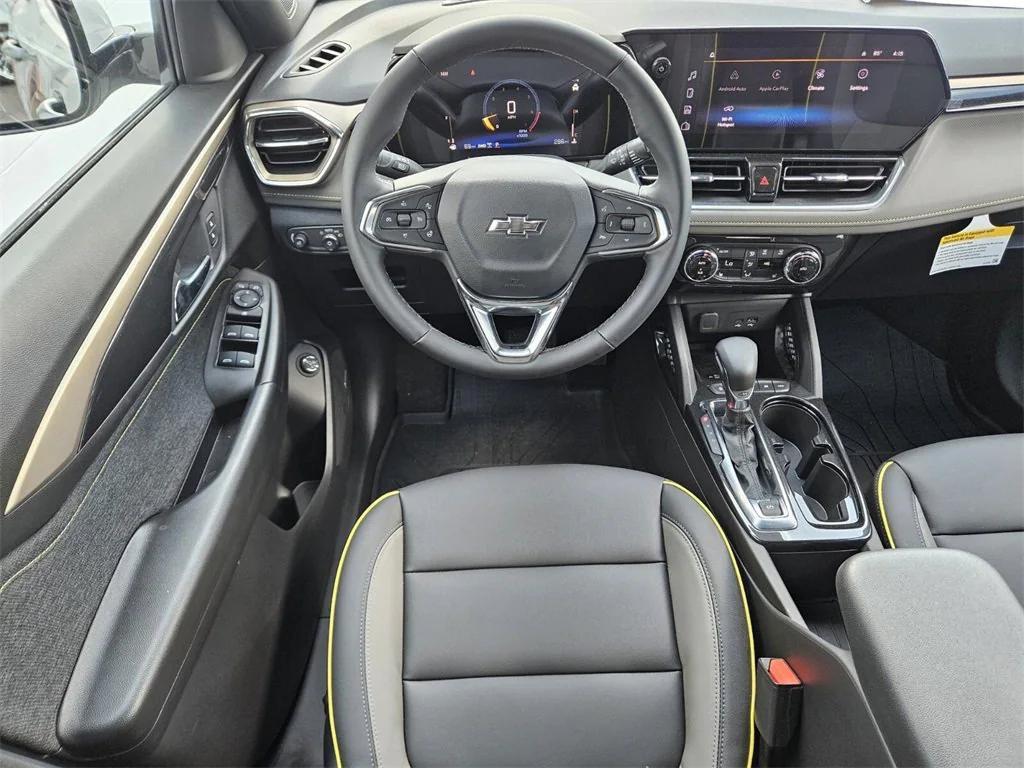 new 2025 Chevrolet TrailBlazer car, priced at $32,820